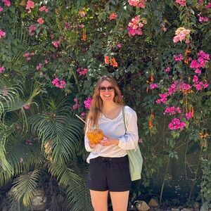 Meet your Posher, Jane